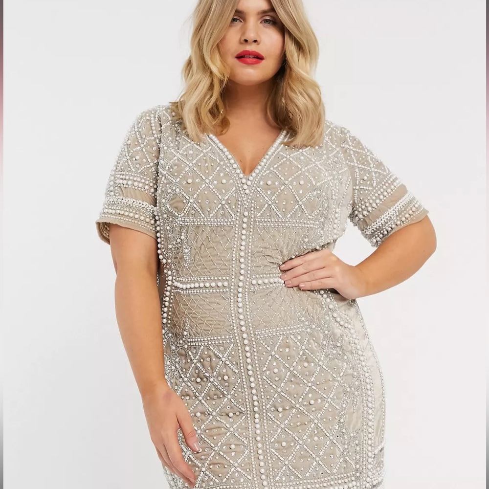 ASOS DESIGN Curve pearl velvet short sleeve embellished mini dress NWT